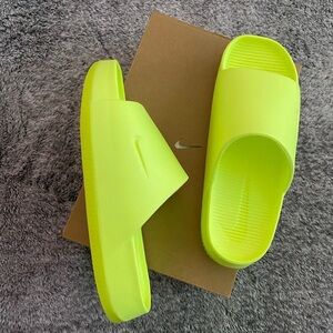 Men’s Nike Slides, NIB